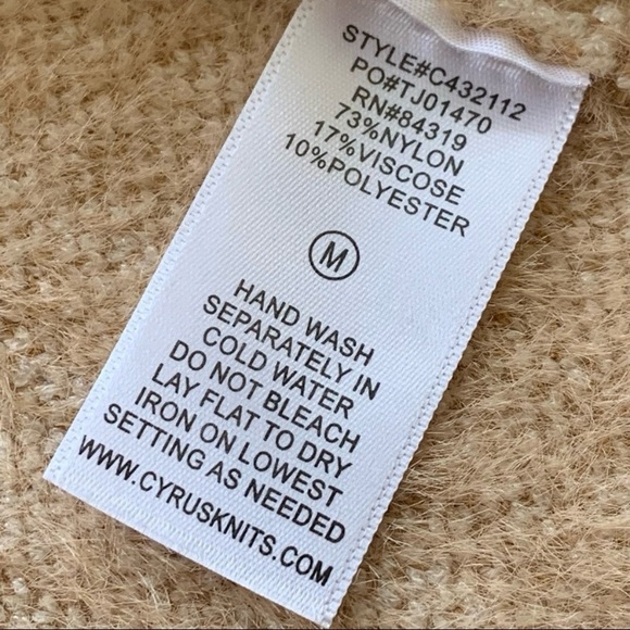 Cyrus Hooded Cardigan Coat Medium & Large New - Picture 3 of 9